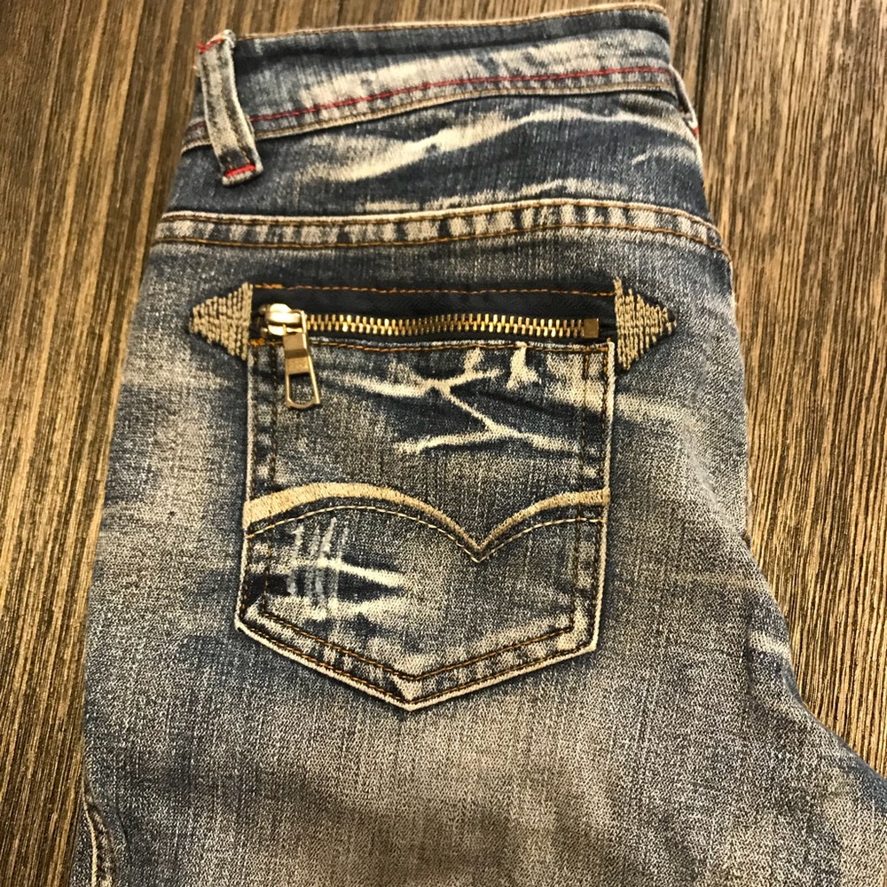 Jeans - Picture 3 of 4